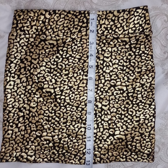 Black & Gold Mini Skirt - Picture 5 of 5